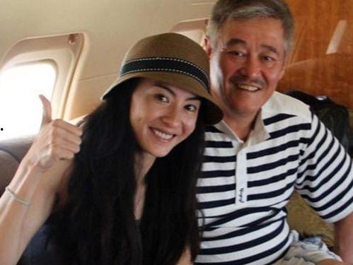 明星都有谁干爹,明星背后的干爹之谜