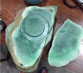 看翡翠胚料技巧,翡翠胚料鉴定与选购技巧揭秘